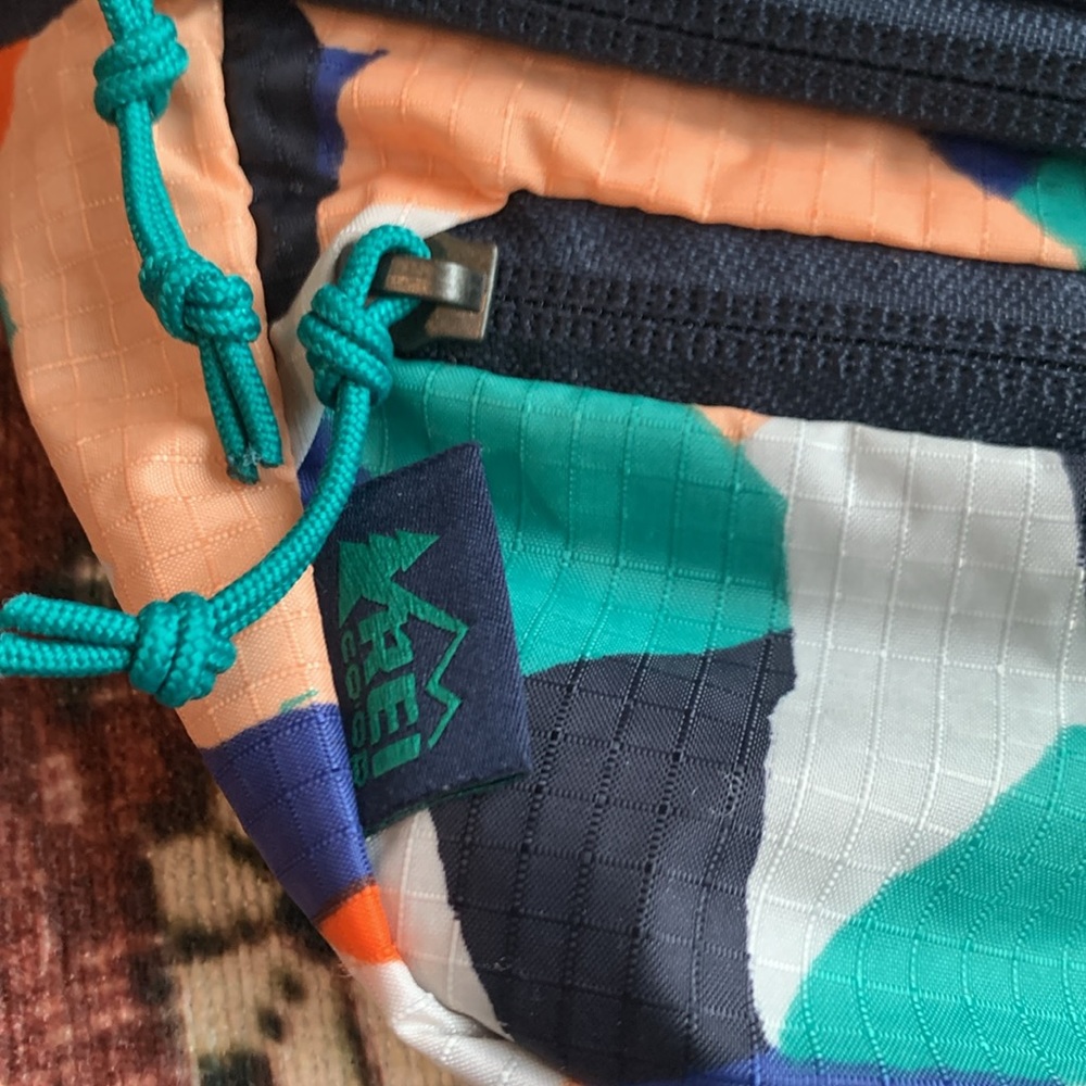 REI Belt Bag - Picture 2 of 2